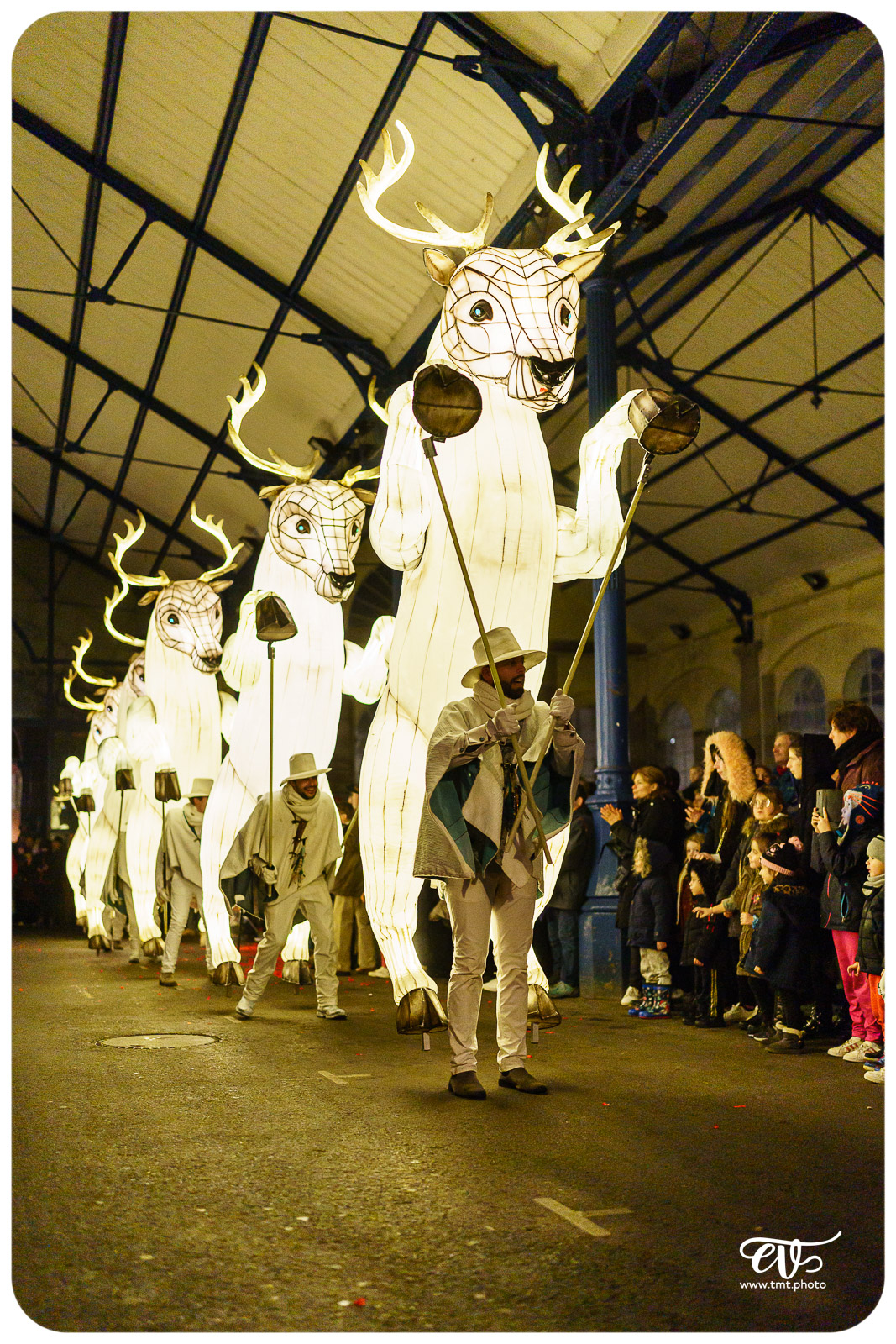 PARADE AMOUREUSE (CIE REMUE MENAGE)